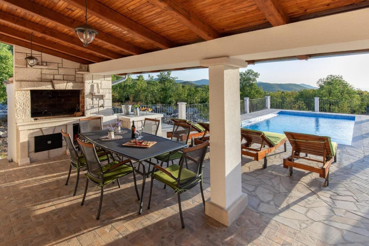 Villa Menalo เนอุม ภายนอก รูปภาพ